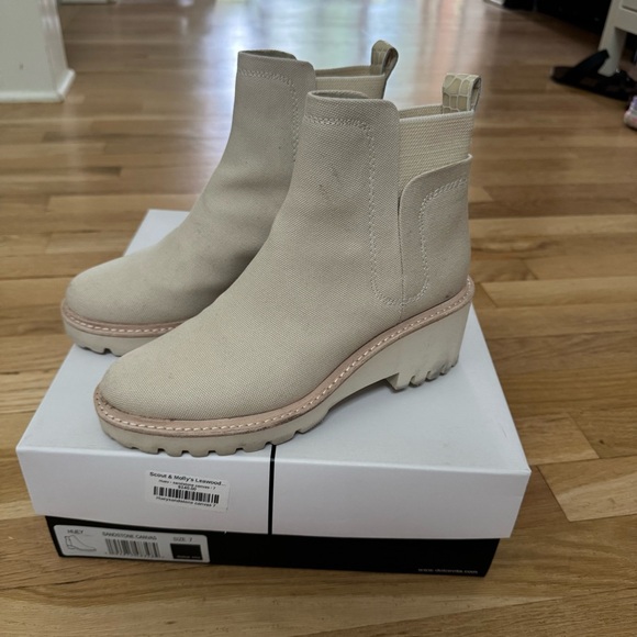 Dolce Vita Shoes - Dolce Vita nude Boots